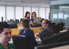 mimi-thian-VHQ0cw2euA-unsplash-scaled-300x216-min